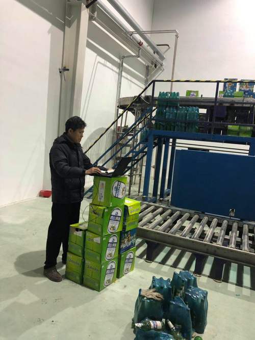曾继忠,公司经营范围包括:研发,维修,销售:机器人,工业自动